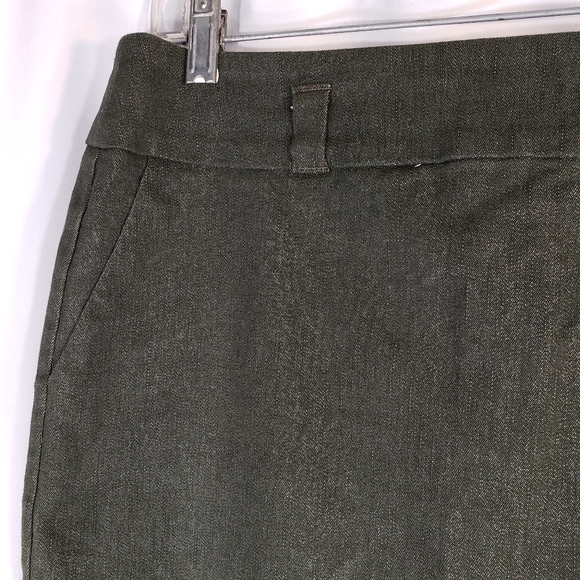 NYC Dark Green Back Slit Straight Skirt w/ Pockets Size 10 - Picture 2 of 8